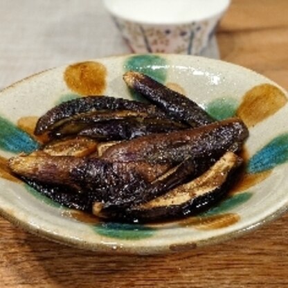 美味しくできました！ご馳走さまです。
フライパンで茄子の煮物を、こんなに簡単に作れちゃうんですね！！